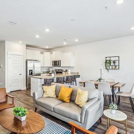 Luxury Townhome Near Downtown And Pensacola Beach Exterior photo