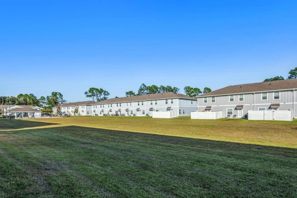 Luxury Townhome Near Downtown And Pensacola Beach Exterior photo