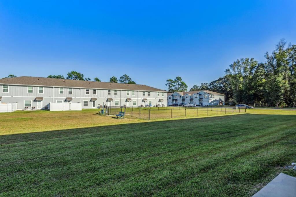 Luxury Townhome Near Downtown And Pensacola Beach Exterior photo