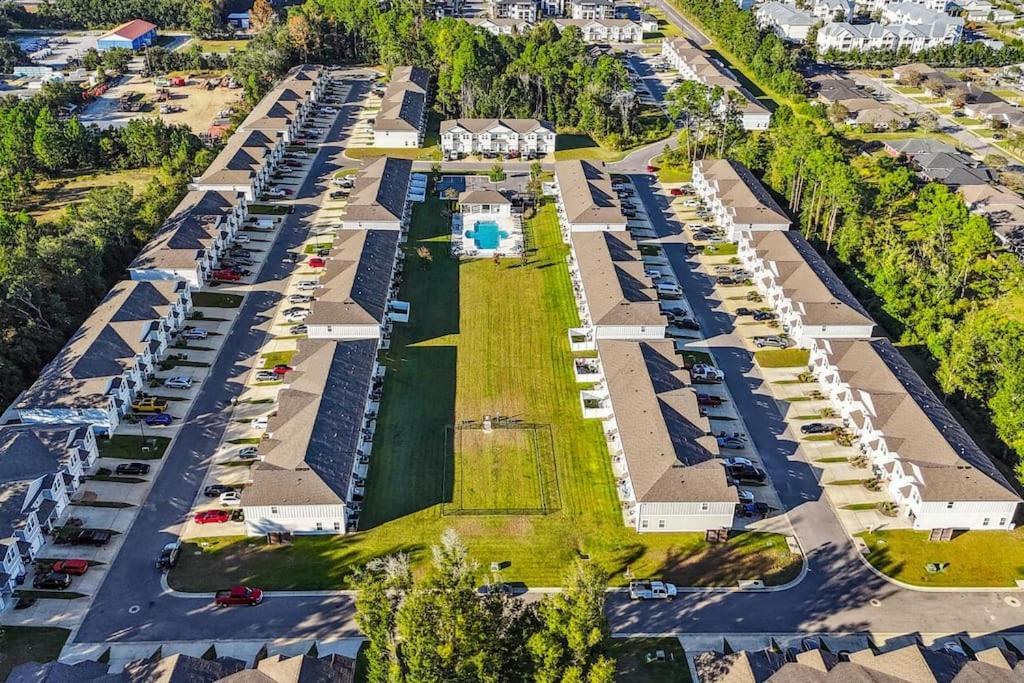Luxury Townhome Near Downtown And Pensacola Beach Exterior photo